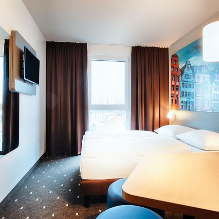 B&B Hotel Rostock City-West Exterior photo