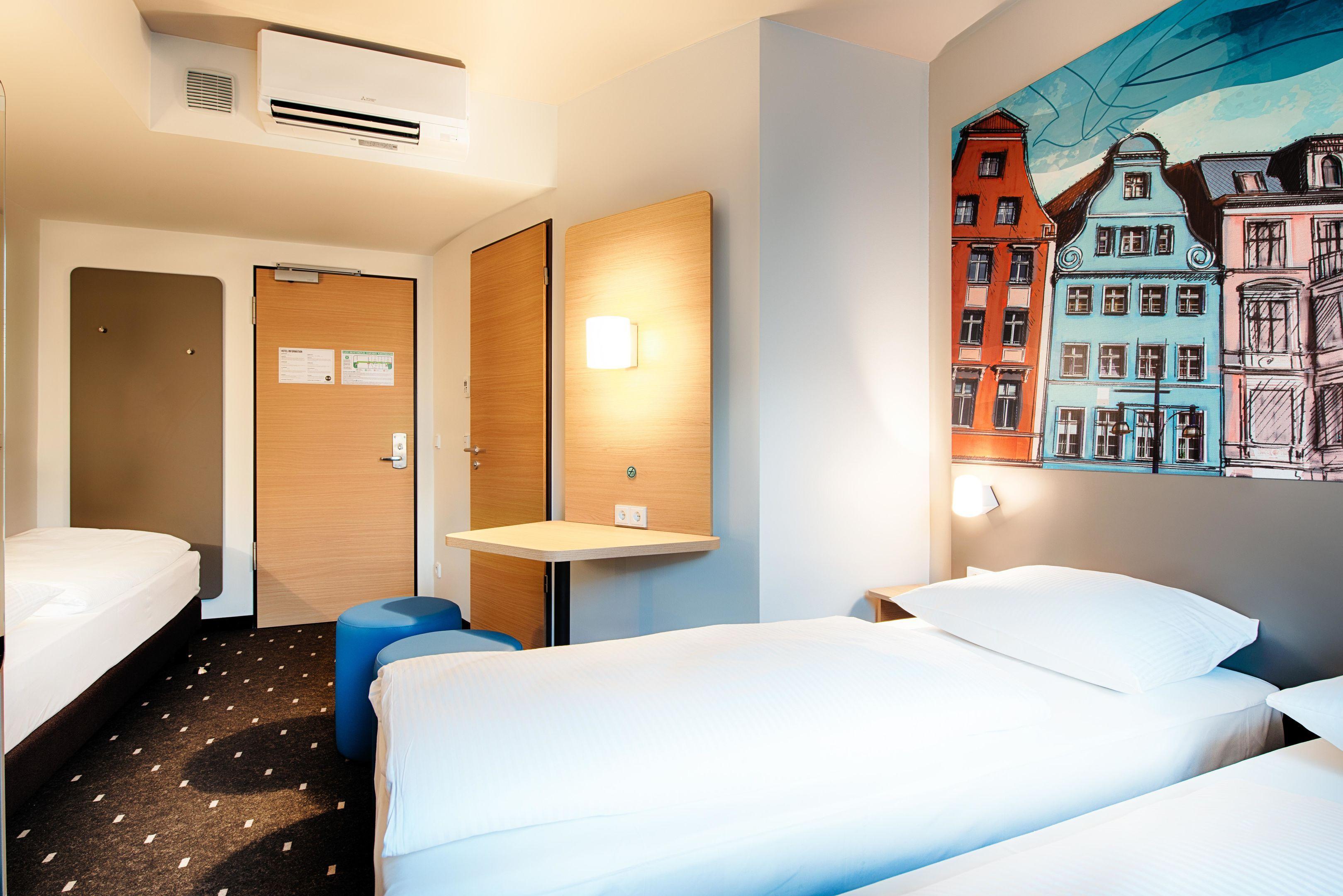 B&B Hotel Rostock City-West Exterior photo