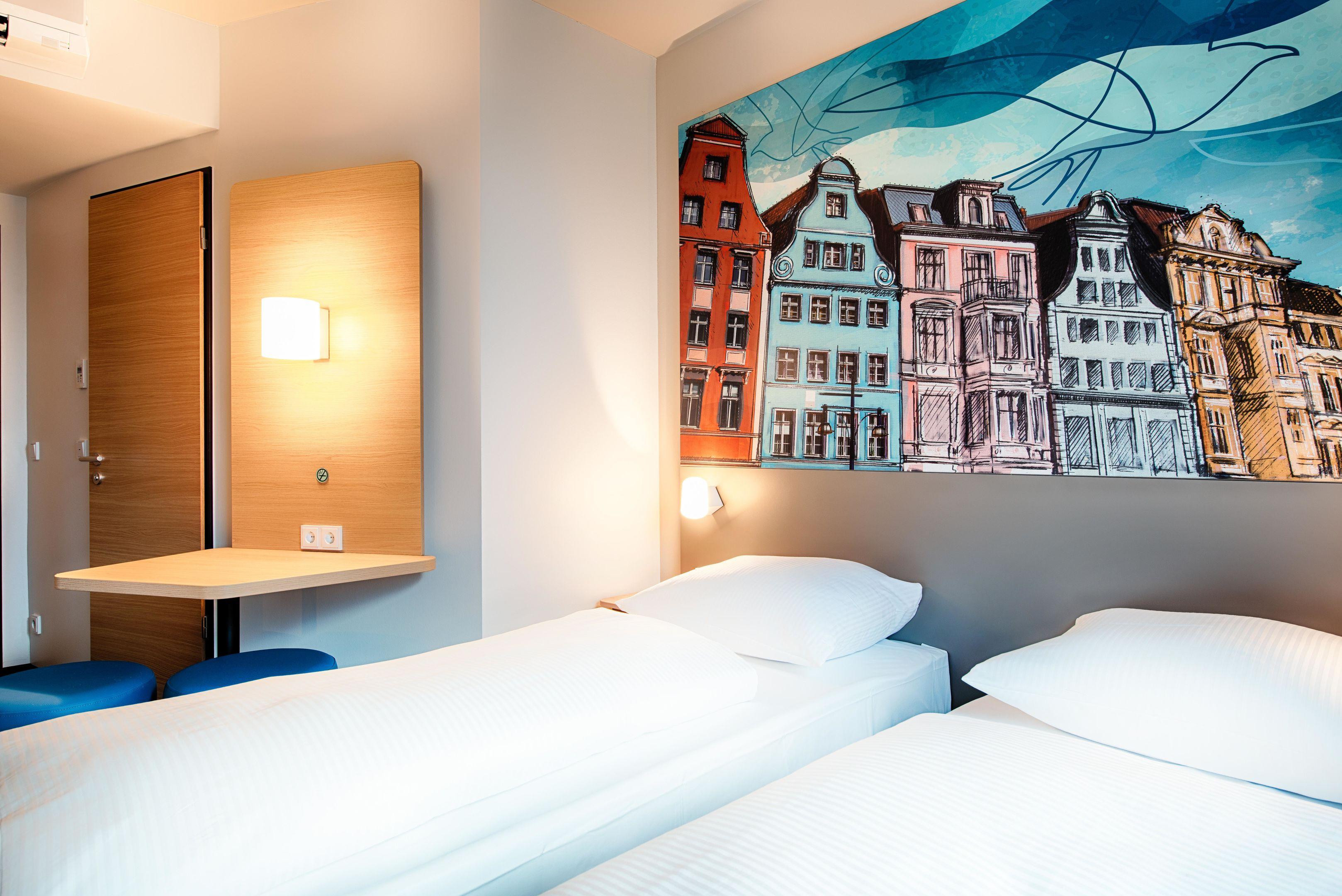 B&B Hotel Rostock City-West Exterior photo