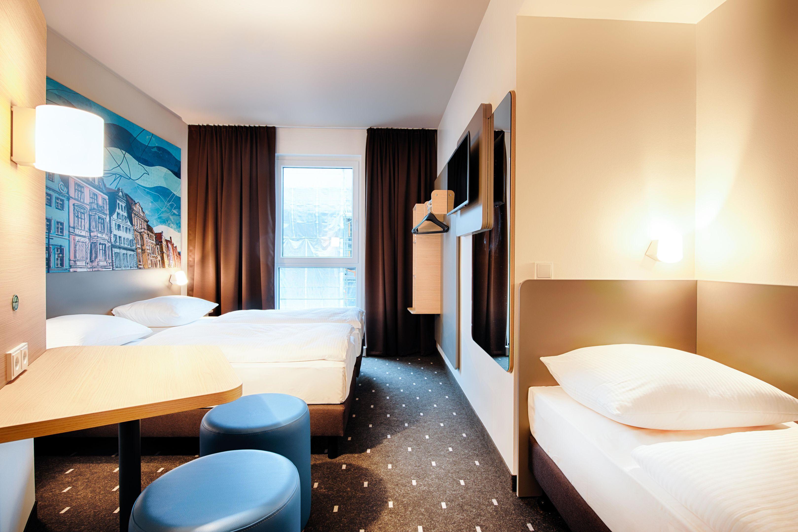 B&B Hotel Rostock City-West Exterior photo